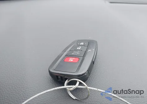 2025 Toyota Rav4 Xle z USA, uszkodzony, nr VIN 2T3P1RFV2SW563682